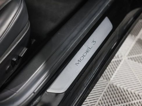 Used 2019 Tesla Model 3 Standard Range Plus RWD image 21