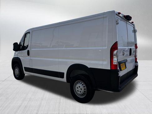 Used 2025 RAM ProMaster 2500 w/ Convenience Group FWD image 5