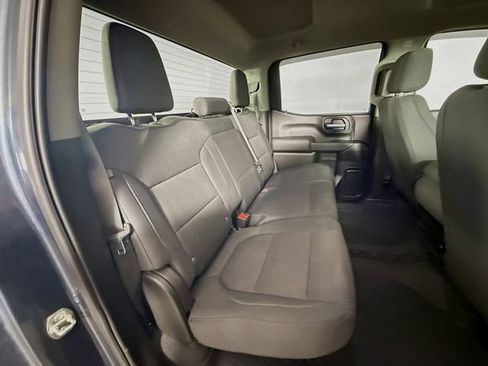 Used 2021 Chevrolet Silverado 1500 Custom Trail Boss AWD/4WD image 28