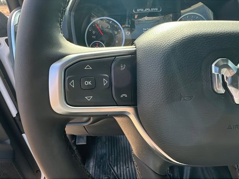 New 2025 RAM 5500 4x4 Regular Cab image 21