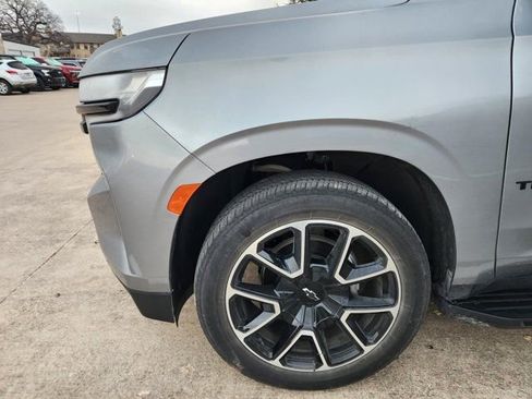 Used 2024 Chevrolet Tahoe RST w/ Sport Performance Package image 7