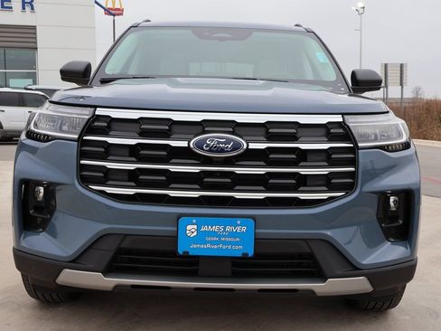 New 2026 Ford Explorer Active w/ Active Comfort Package AWD/4WD image 7