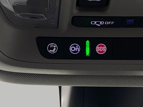 Used 2019 Buick Enclave Avenir w/ Avenir Technology Package image 33