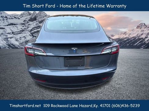 Used 2023 Tesla Model 3 Standard Range image 6