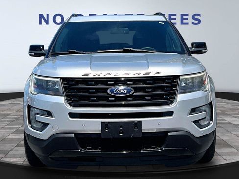 Used 2017 Ford Explorer Sport AWD/4WD image 2