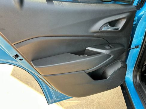 Certified 2025 Chevrolet Trax ACTIV w/ Sunroof Package FWD image 23
