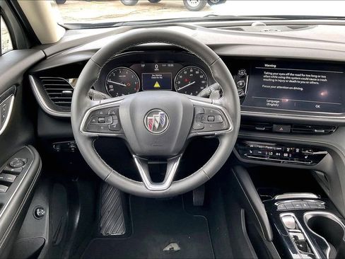Used 2023 Buick Envision Essence FWD image 8