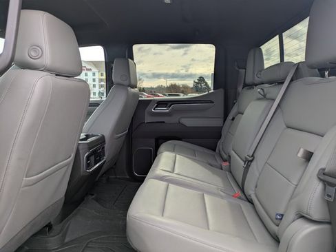 Used 2025 GMC Sierra 1500 SLT w/ SLT Premium Plus Package image 13