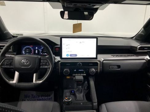 Used 2024 Toyota Tacoma TRD Off-Road w/ TRD Off Road Upgrade Package image 15