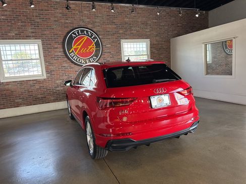 Used 2020 Audi Q3 2.0T Prestige w/ Prestige Package image 16