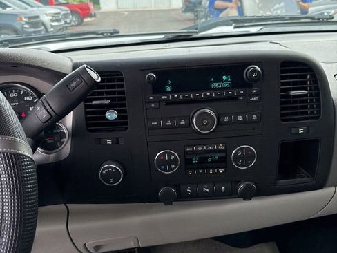 Used 2013 Chevrolet Silverado 1500 LT w/ All-Star Edition AWD/4WD image 7