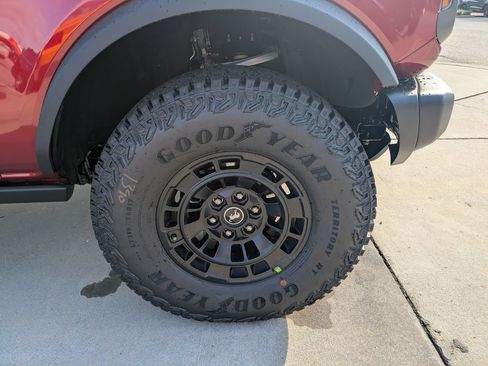 New 2026 Ford Bronco Badlands AWD/4WD image 10