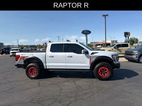 Used 2025 Ford F150 Raptor w/ Equipment Group 803A Raptor R AWD/4WD image 4