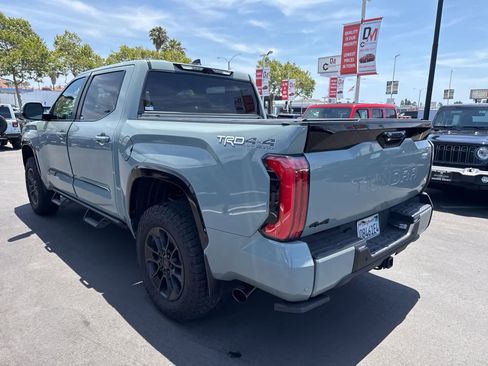 Used 2025 Toyota Tundra Platinum w/ TRD Off-Road Package AWD/4WD image 19