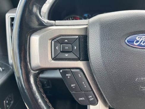 Used 2019 Ford F150 Platinum w/ Equipment Group 701A Luxury image 17