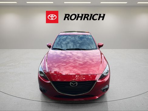 Used 2016 MAZDA MAZDA3 i Touring w/ Popular Equipment Package FWD image 2