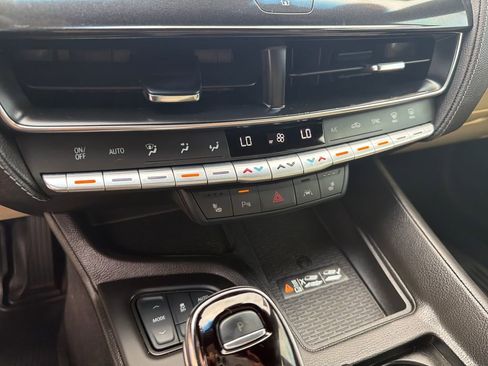 Used 2023 Cadillac CT5 Luxury w/ Sun And Sound Package image 37