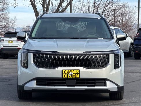 New 2026 Kia Carnival EX FWD image 9