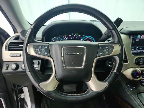 Used 2018 GMC Yukon Denali w/ Open Road Package image 14