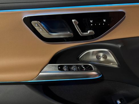 New 2026 Mercedes-Benz E 450 4MATIC Sedan image 10