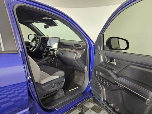 Used 2024 Toyota Tacoma TRD Off-Road w/ TRD Off Road Upgrade Package image 37