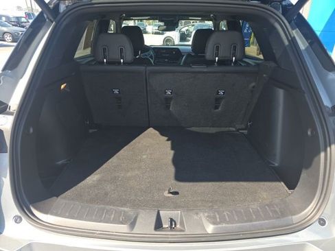 Used 2025 Chevrolet TrailBlazer RS w/ Convenience Package image 33
