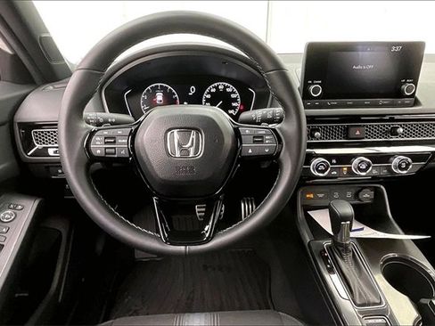 Certified 2025 Honda Civic Sport image 5