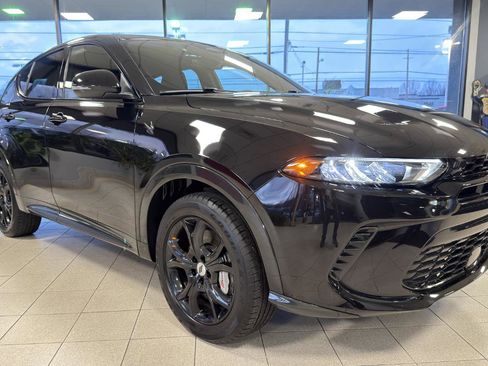 Used 2024 Dodge Hornet R/T w/ R/T Blacktop Package AWD/4WD image 2