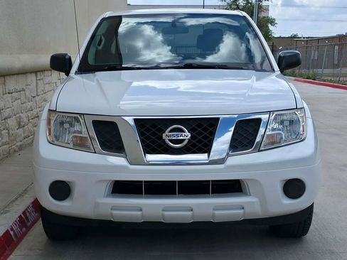 Used 2016 Nissan Frontier S image 9