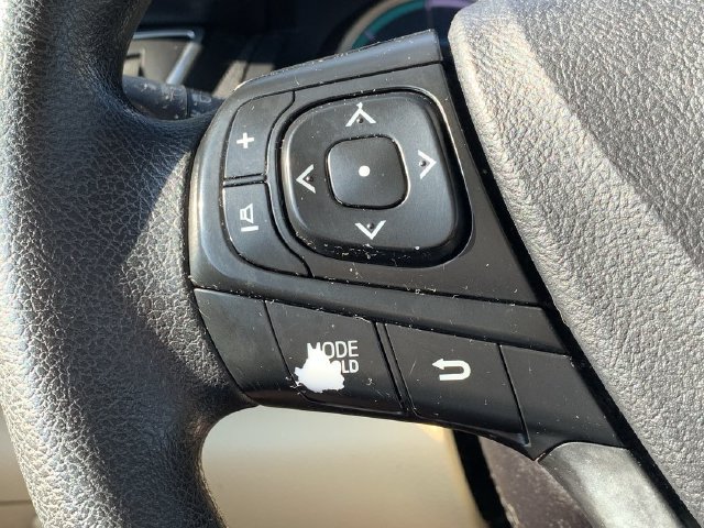 Used 2017 Toyota Camry LE FWD image 24