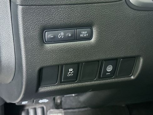 Used 2024 Nissan Murano SV w/ SV Midnight Edition Package FWD image 16