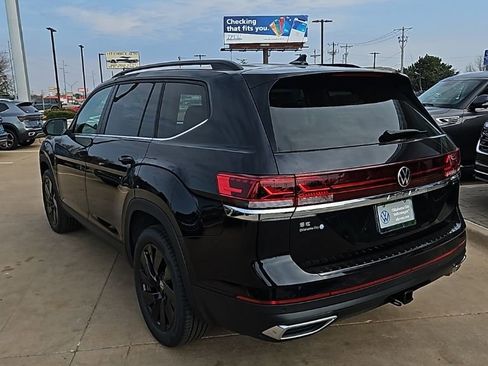New 2026 Volkswagen Atlas SE FWD image 7