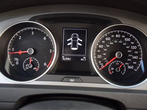 Used 2015 Volkswagen Golf TDI S FWD image 67