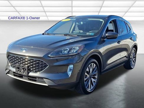 Used 2020 Ford Escape Titanium w/ Titanium Premium Package 2.0 image 3