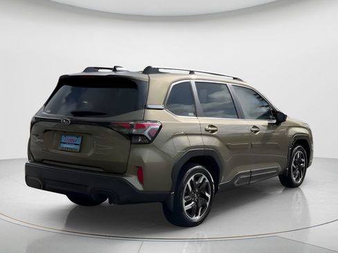 Used 2025 Subaru Forester Limited w/ Popular Package #2 AWD/4WD image 9