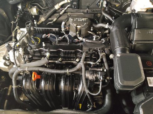 Used 2018 Hyundai Santa Fe Sport w/ 2.4L Value Package 02 image 30