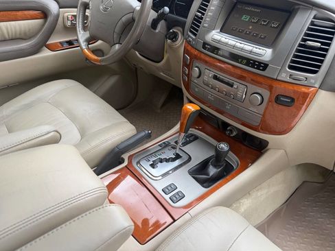 Used 2003 Lexus LX 470 4WD image 58