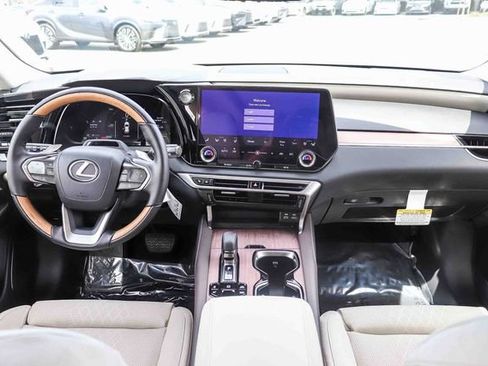 New 2026 Lexus RX 450h AWD image 16