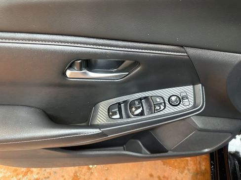 Used 2022 Nissan Sentra S image 22