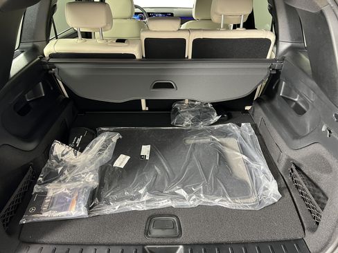 New 2026 Mercedes-Benz GLB 250 4MATIC image 24