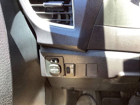 Used 2015 Toyota Corolla S FWD image 38
