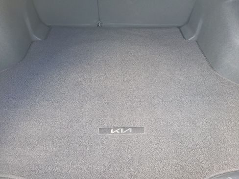 Used 2025 Kia K4 FWD image 11