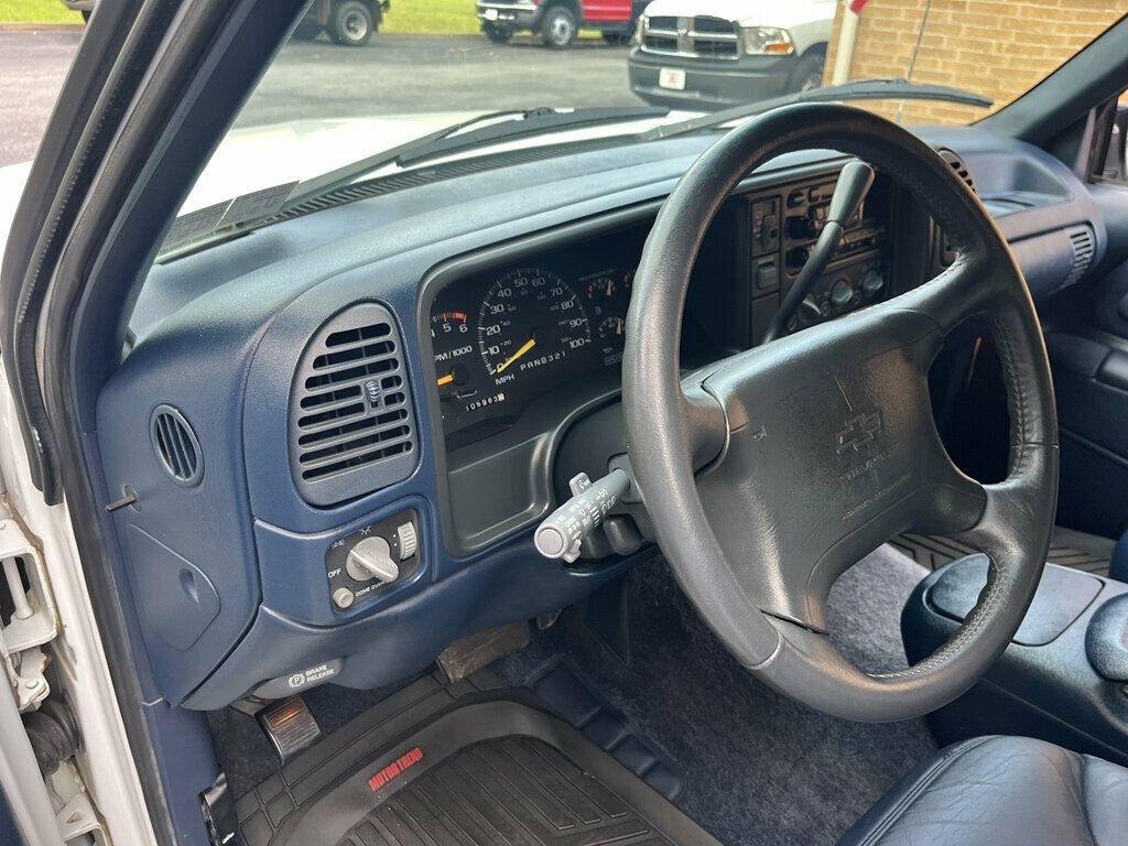 Used 1996 Chevrolet Tahoe 4WD 2-Door image 83