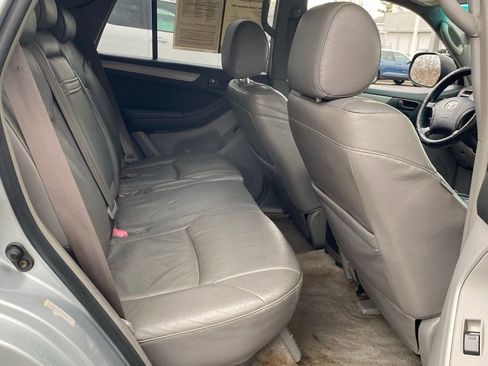 Used 2004 Toyota 4Runner SR5 image 15