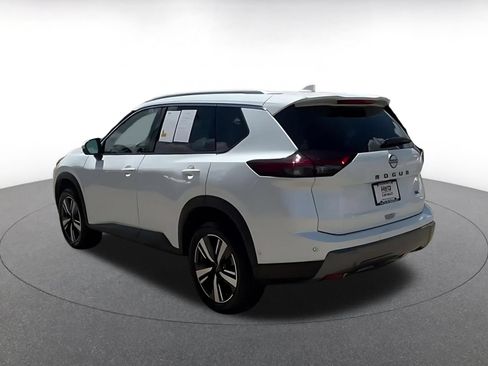 Used 2026 Nissan Rogue SL FWD image 10