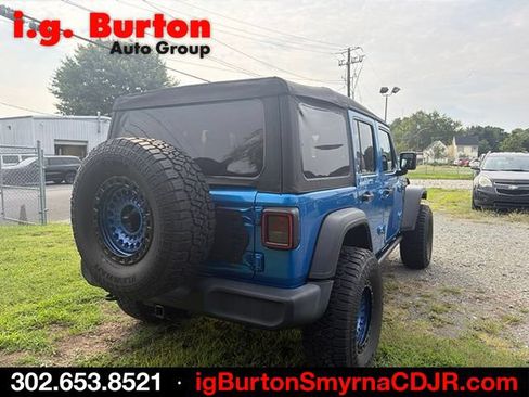 Used 2022 Jeep Wrangler Unlimited Sport AWD/4WD image 5