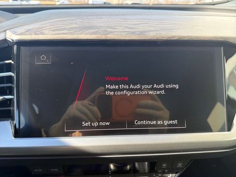 Used 2023 Audi Q4 e-tron Premium Plus image 19