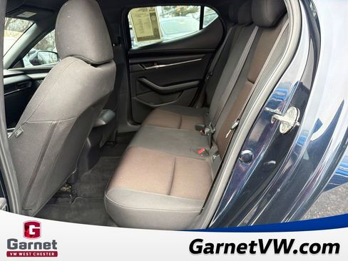 Used 2022 MAZDA MAZDA3 s image 23
