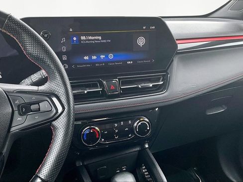 Used 2024 Chevrolet TrailBlazer RS image 6