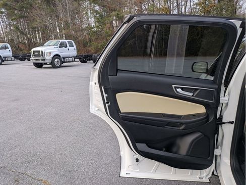 Certified 2023 Ford Edge SEL w/ Convenience Package image 26